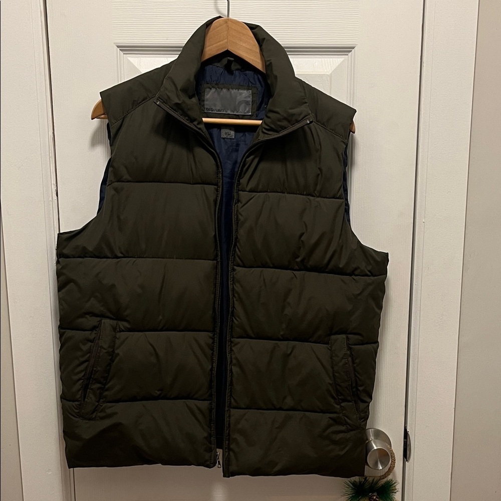Men's Olive Puffer Vest